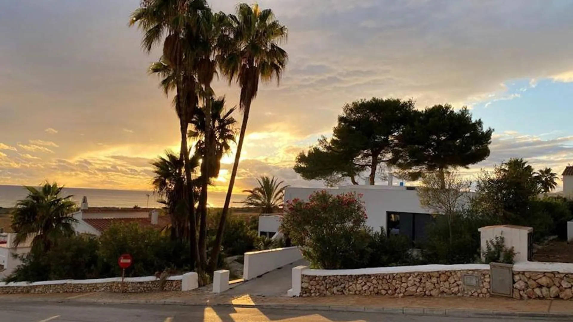Spectacular Son Bou Villa 3 Bedrooms Villa Carosant Panoramic Sea Views Modern Furnishings 0*,  Spanje