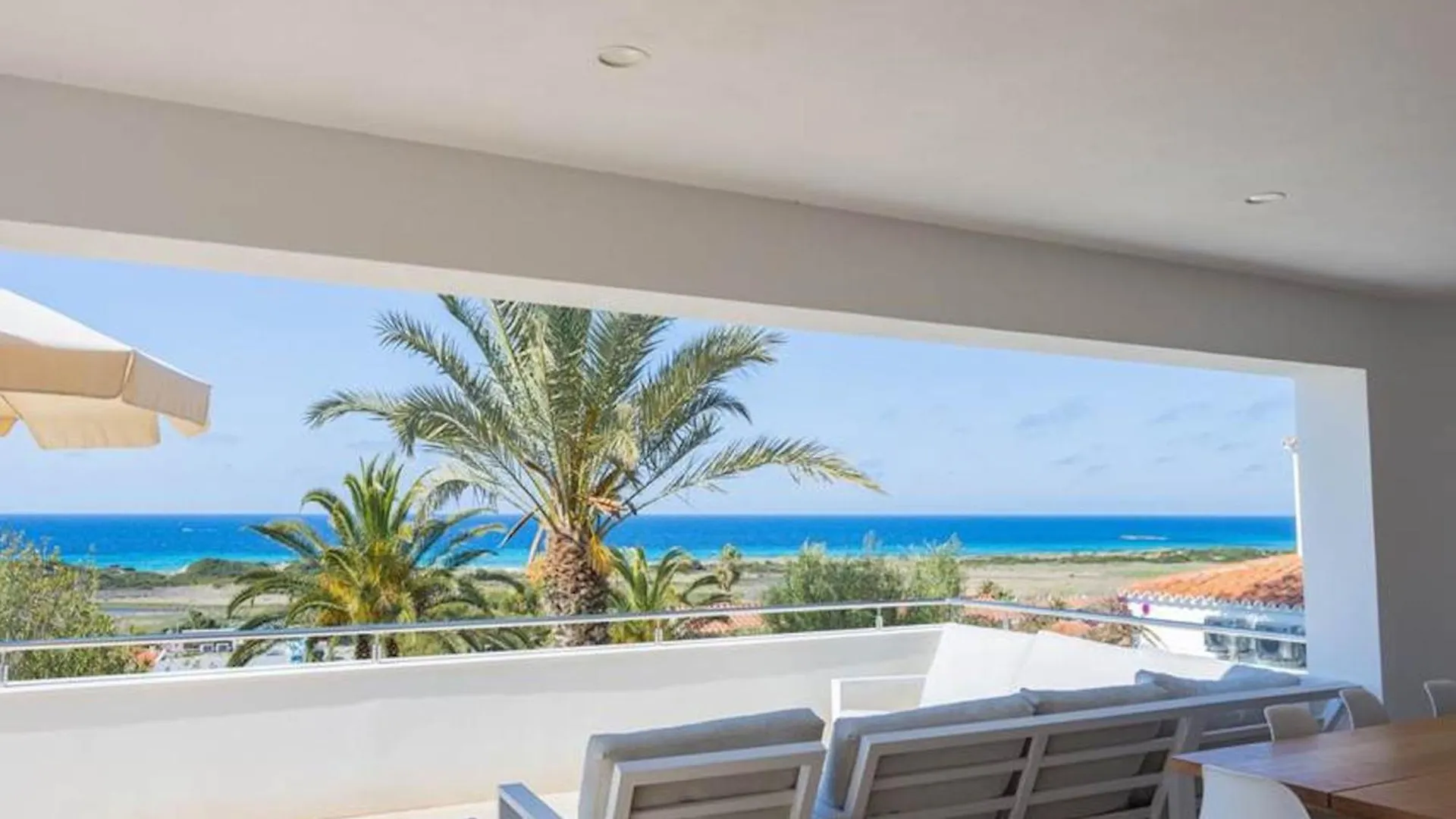Spectacular Son Bou Villa 3 Bedrooms Villa Carosant Panoramic Sea Views Modern Furnishings Spanje